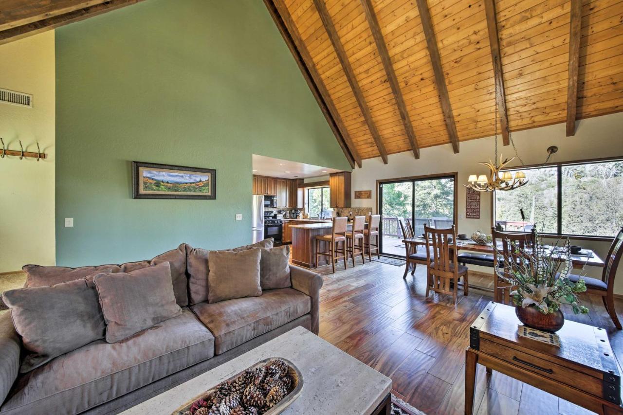 Spacious Lake Arrowhead Home With 2 Decks And Views Ngoại thất bức ảnh